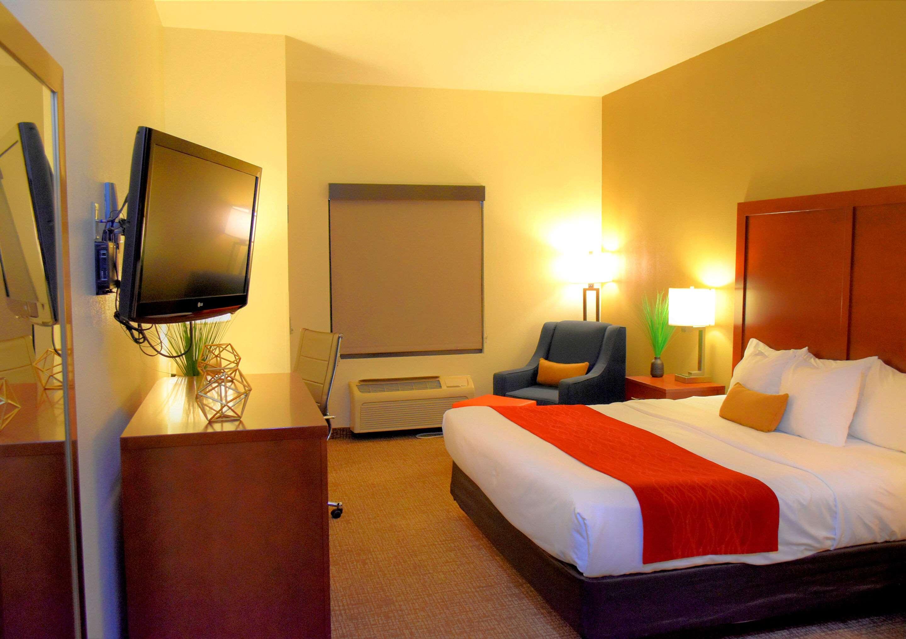 Comfort Inn & Suites Greenville I-70 Buitenkant foto