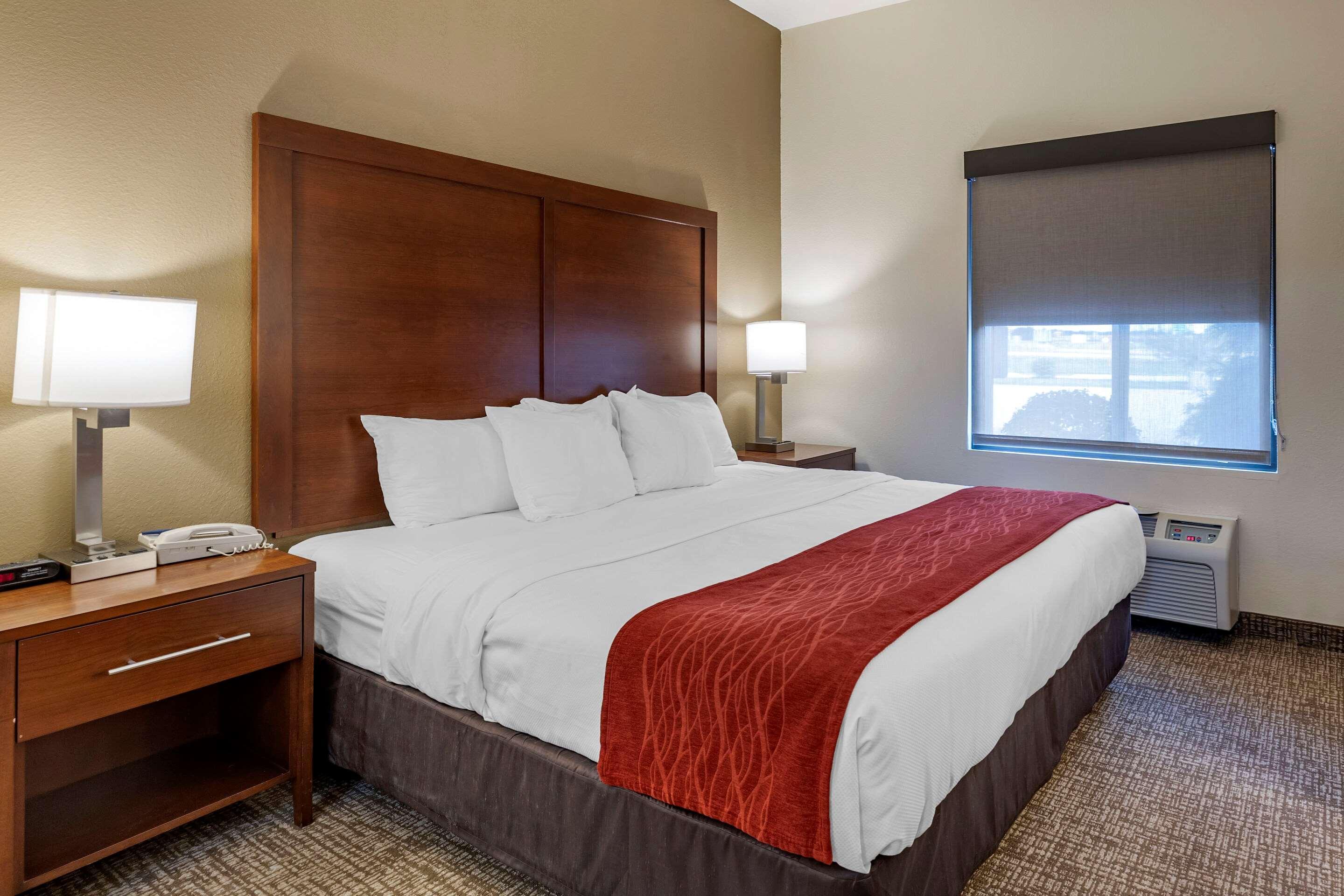 Comfort Inn & Suites Greenville I-70 Buitenkant foto
