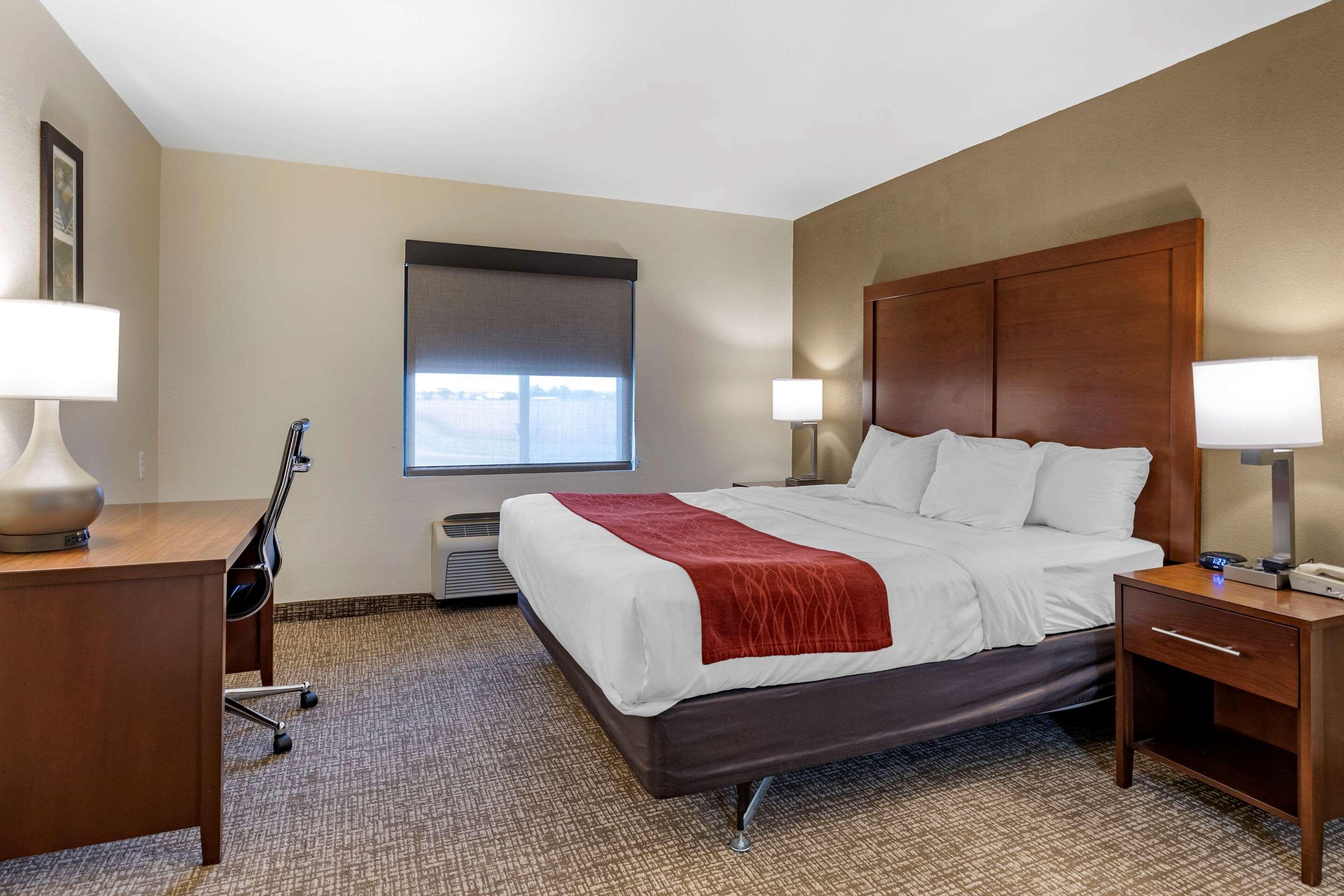 Comfort Inn & Suites Greenville I-70 Buitenkant foto